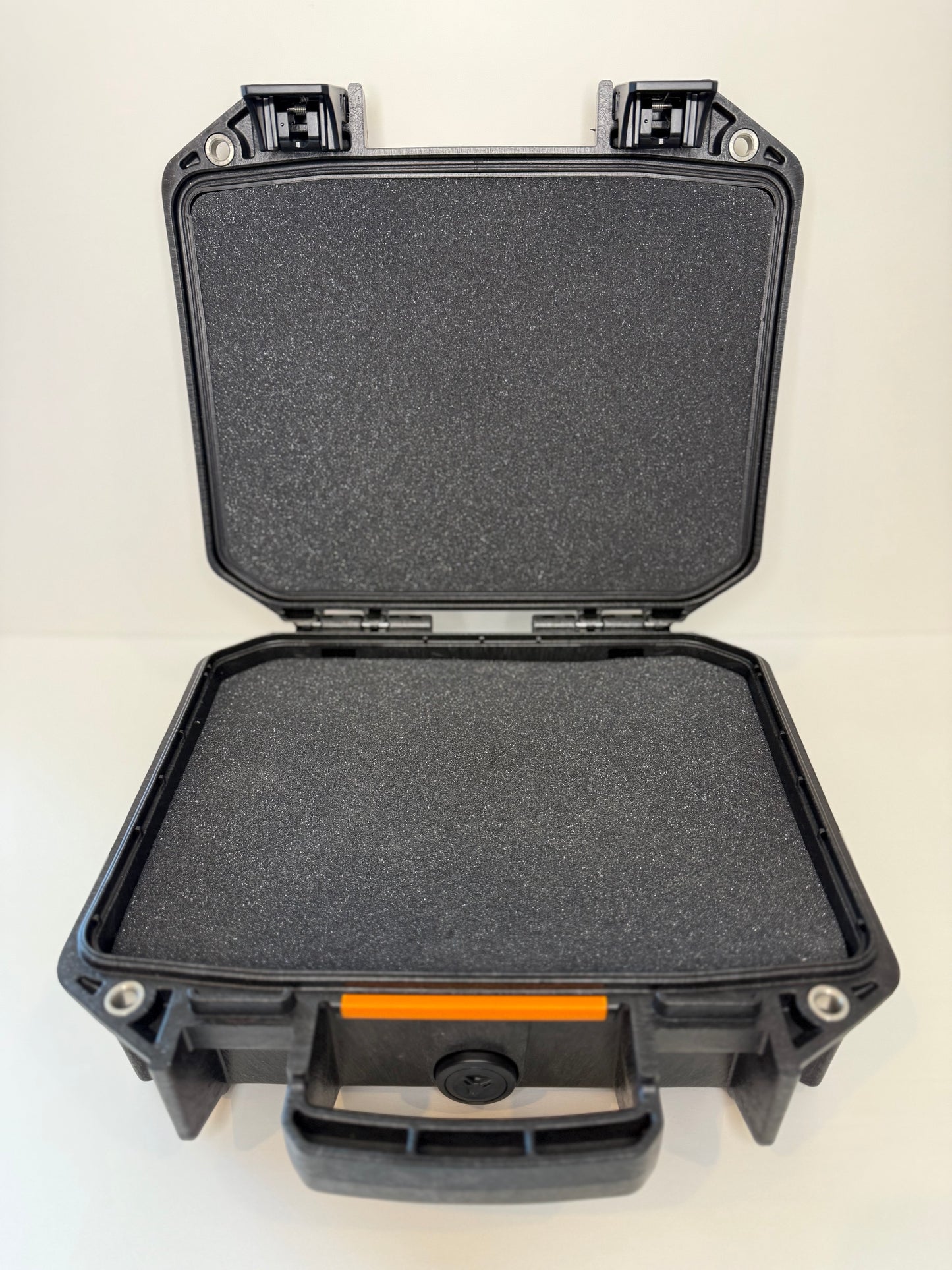 Pelican V200 Vault Medium Pistol Case