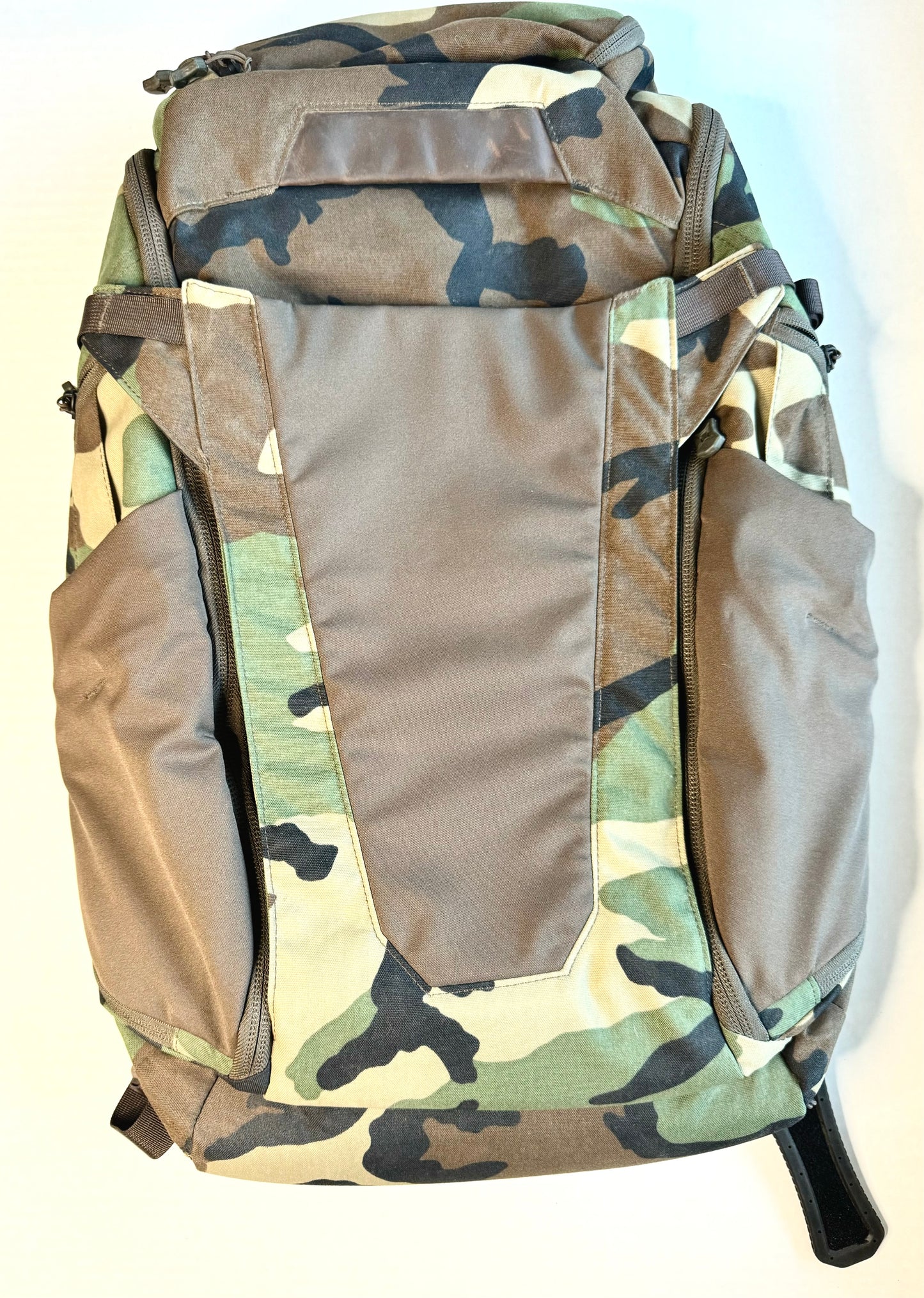 Vertx Gamut Backpack Limited Overland Edition in Woodland Camo